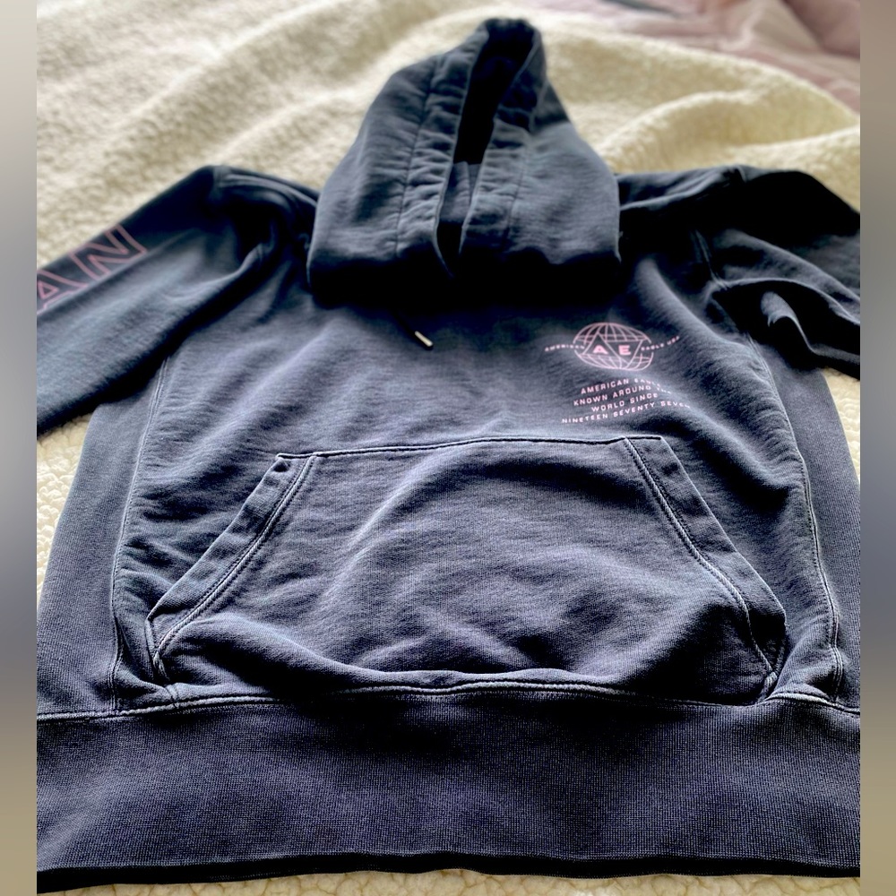 Unisex American Eagle Hoodie!